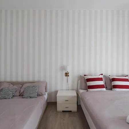 Apartment 3 Stops From The Colosseum - Cozy Apartment