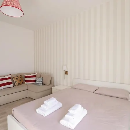 3 Stops From The Colosseum - Cozy Apartment Apartment Rom
