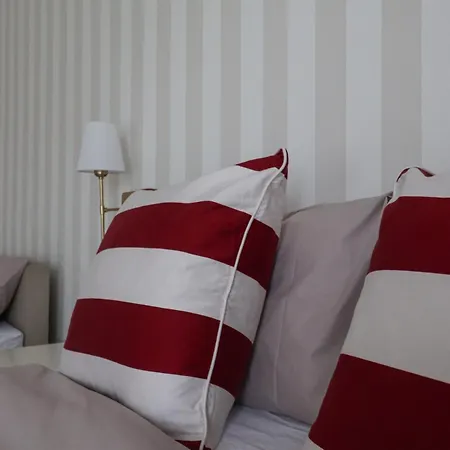 3 Stops From The Colosseum - Cozy Apartment